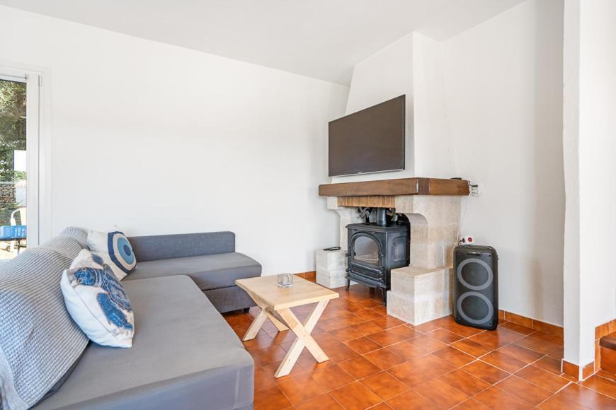 S'Auba Villa Exclusiva Con Piscina Privada De Agua Salada Y Horno De Pizza 埃斯·梅卡达尔 外观 照片