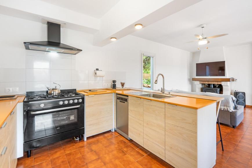 S'Auba Villa Exclusiva Con Piscina Privada De Agua Salada Y Horno De Pizza 埃斯·梅卡达尔 外观 照片